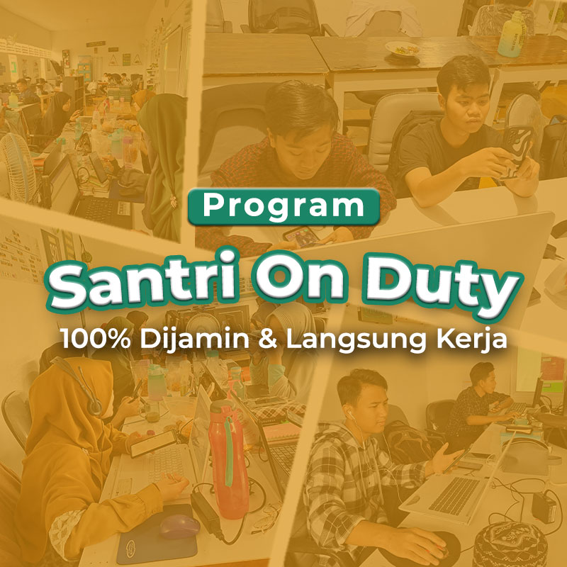 4 santri on duty square